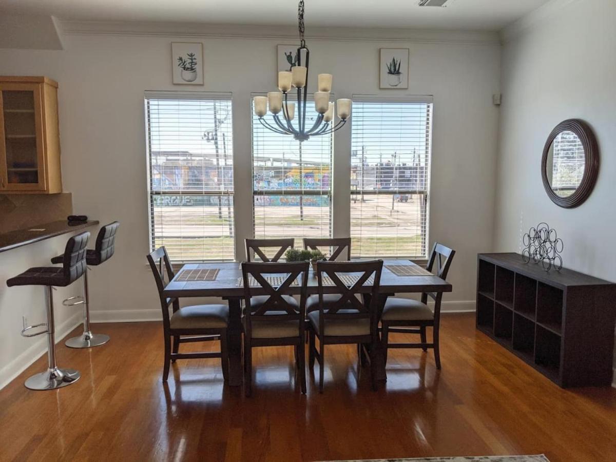 Luxury 3-Story Home In Downtown Houston Exteriör bild